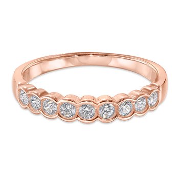 Rose gold and round diamond stackable band