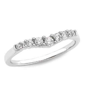 White gold diamond contour wedding ring