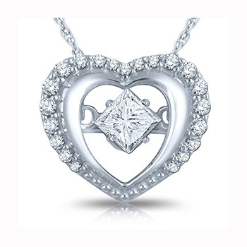 White gold heart pendant with twinkling princess center diamond