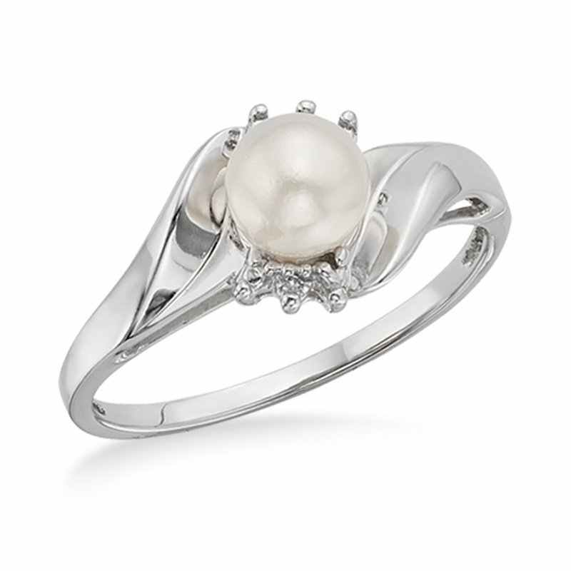 White gold, cultured pearl and diamond ring with twisted shank