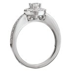 Romance Round Halo Complete Diamond Ring