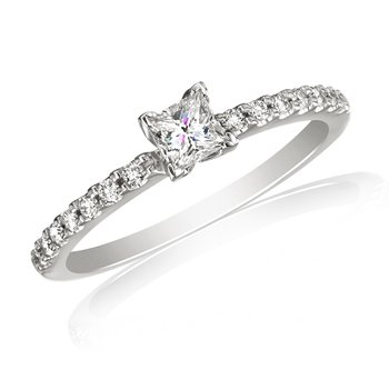 White gold and princess-cut diamond solitaire bridal set