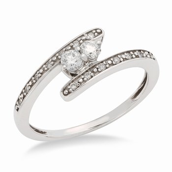 White gold, petite 2-stone diamond ring
