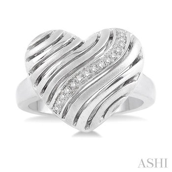Silver Heart Shape Diamond Fashion Ring