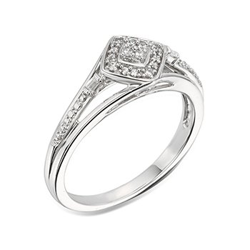 White gold, vintage-inspired diamond engagement ring