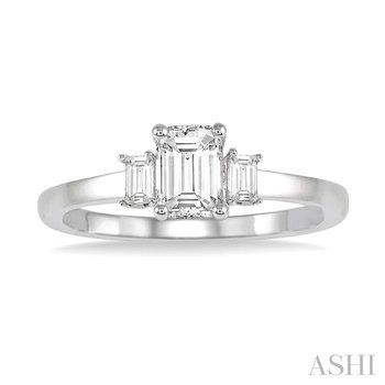 Light Weight Diamond Engagement Ring