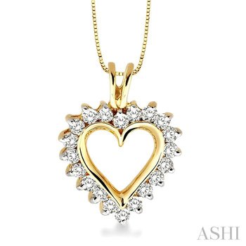 Heart Shape Classic Diamond Pendant